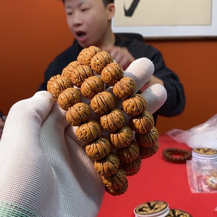 桃核手串A41 18 （尺寸误差0.5之间）