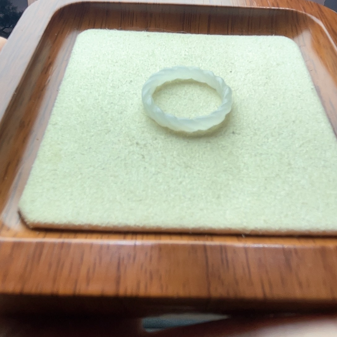 和田玉戒指未镶嵌白麻花17号