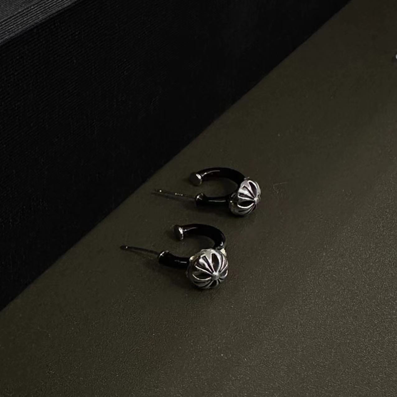 铜合金耳饰 黑色时尚耳圈-90999