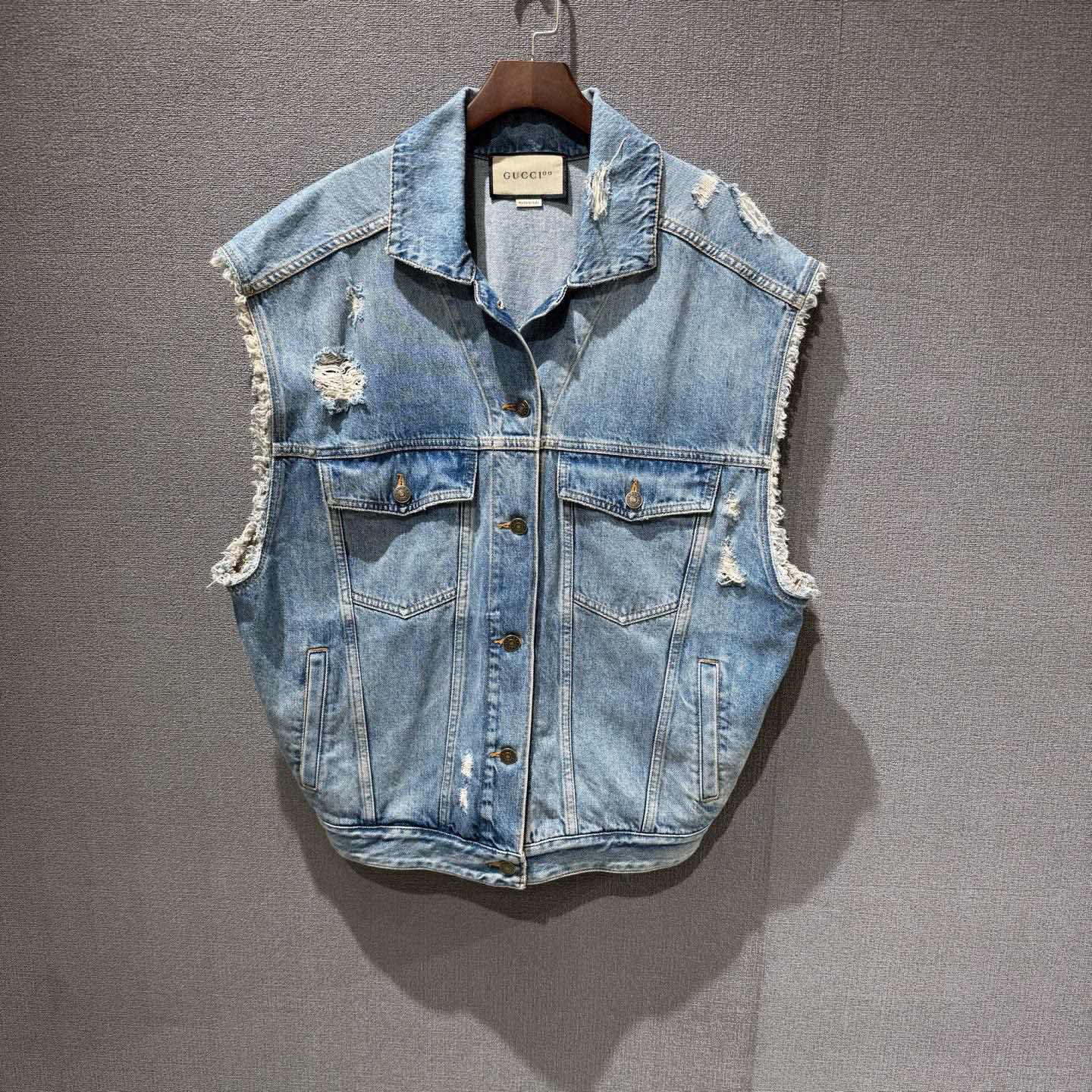 未使用 GUCCI/古驰 GUCCI古驰 限定款破坏牛仔马甲 全新38码/2463