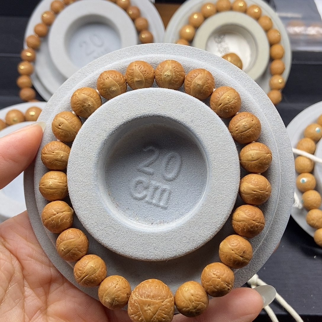 J***天手串凤眼菩提12➕素，25新籽