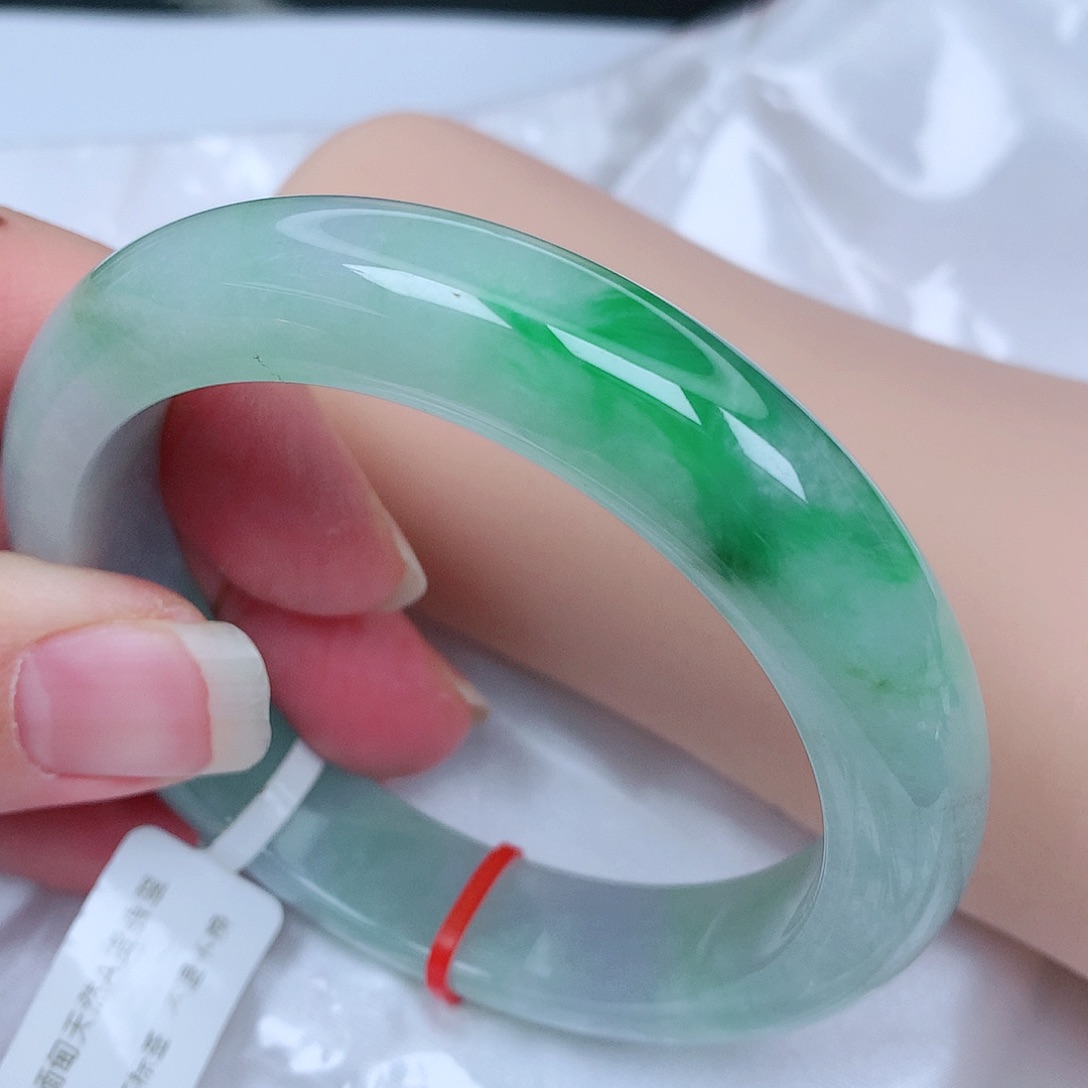 【闪购商品】翡翠手镯未镶嵌，57