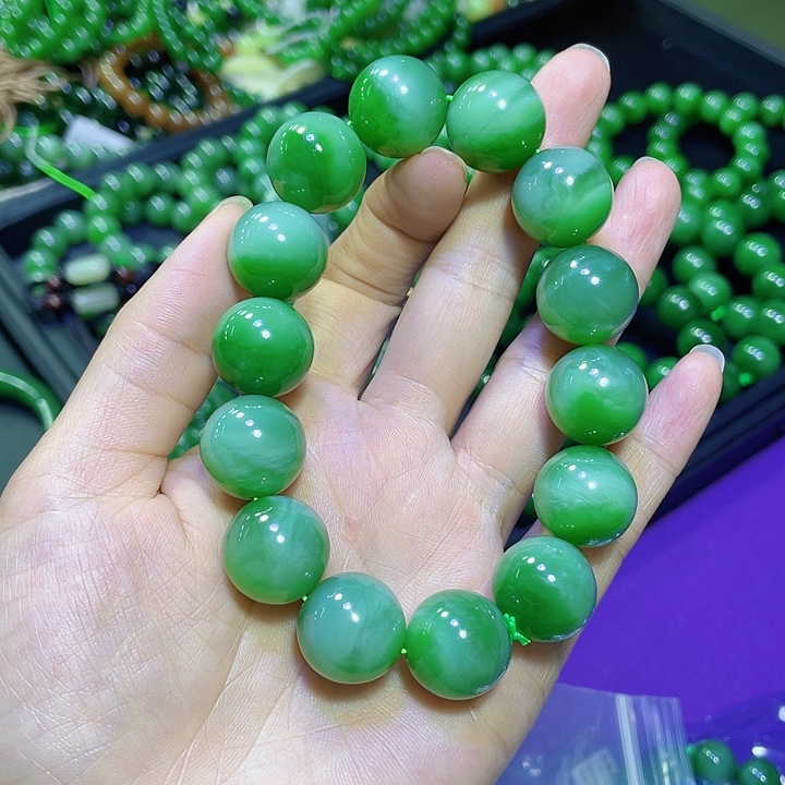 未镶嵌手链和田玉（碧玉）