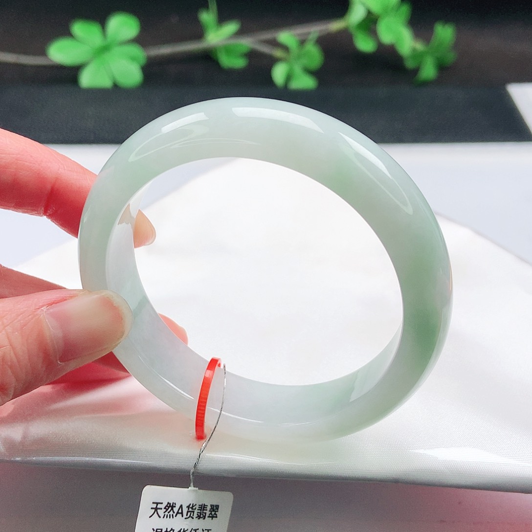 未镶嵌手镯翡翠56圈