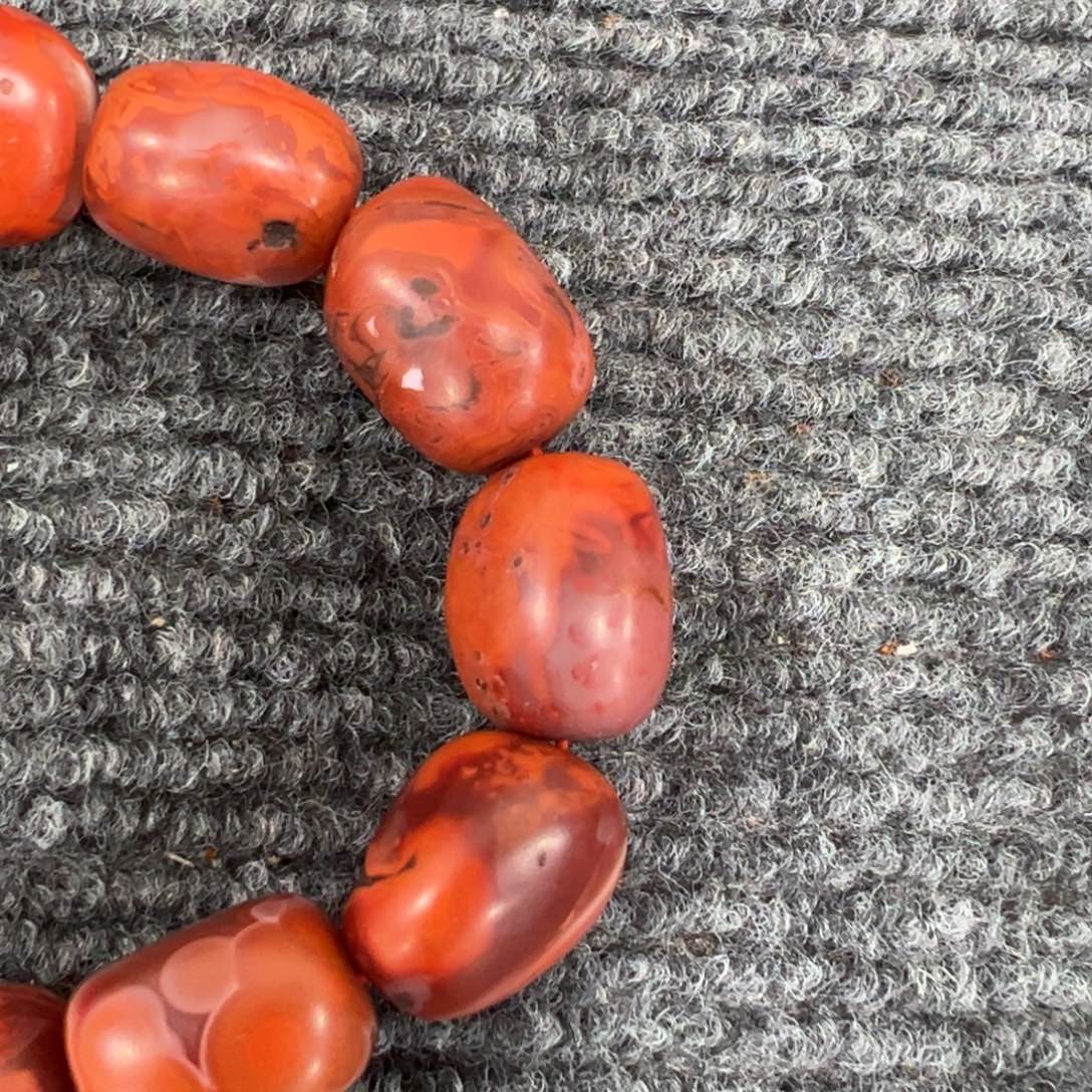 杨***锁玛瑙/玉髓未镶嵌颈饰