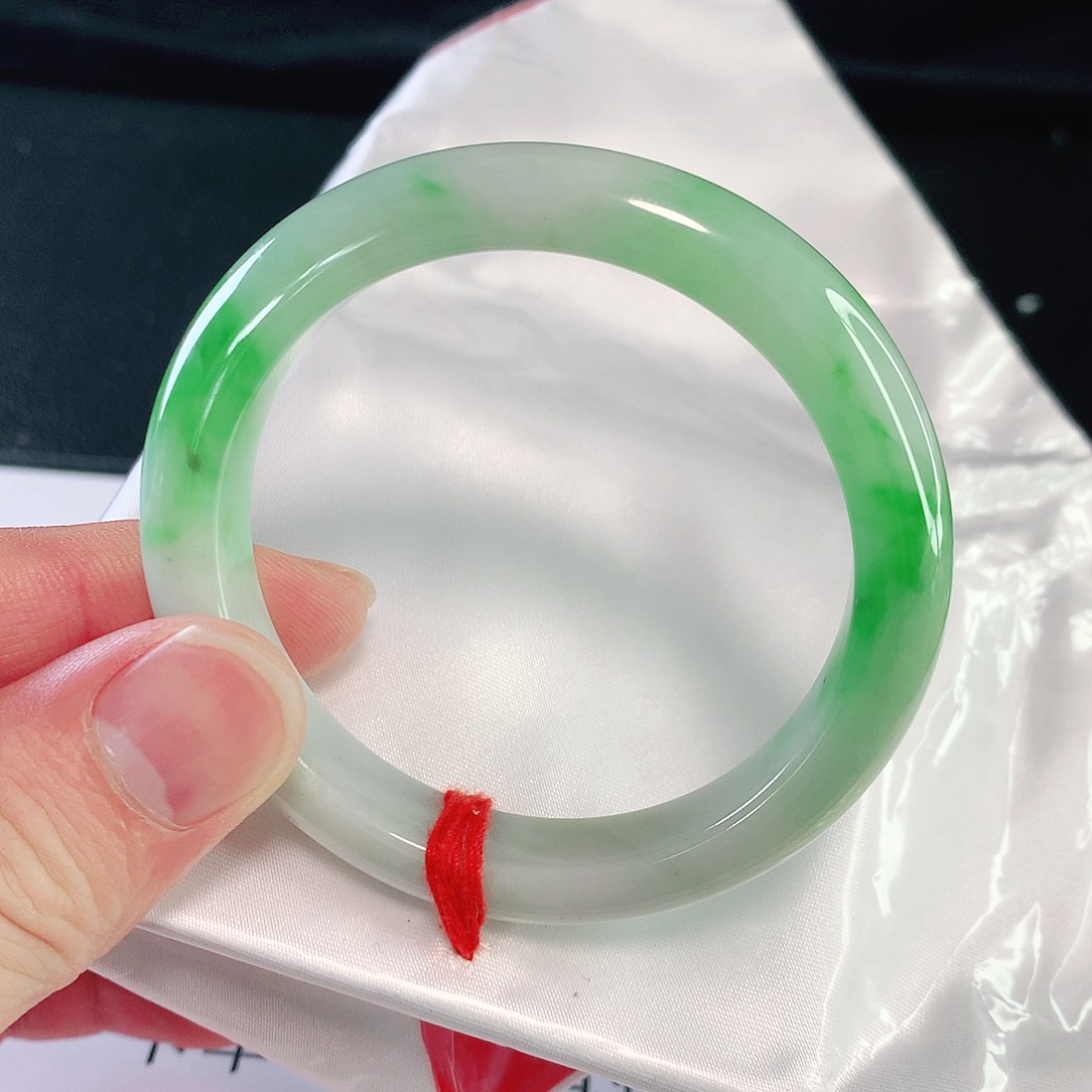 未镶嵌手镯翡翠514