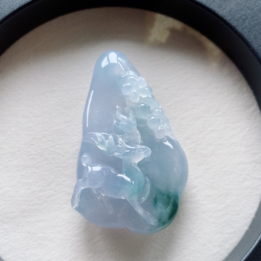 翡翠颈饰未镶嵌一路发