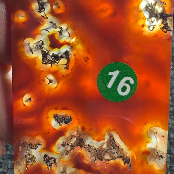 c***~玛瑙/玉髓未镶嵌颈饰