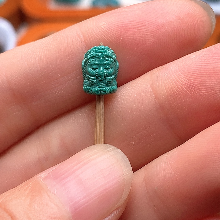 湖北天然原矿松石象神6.8mm