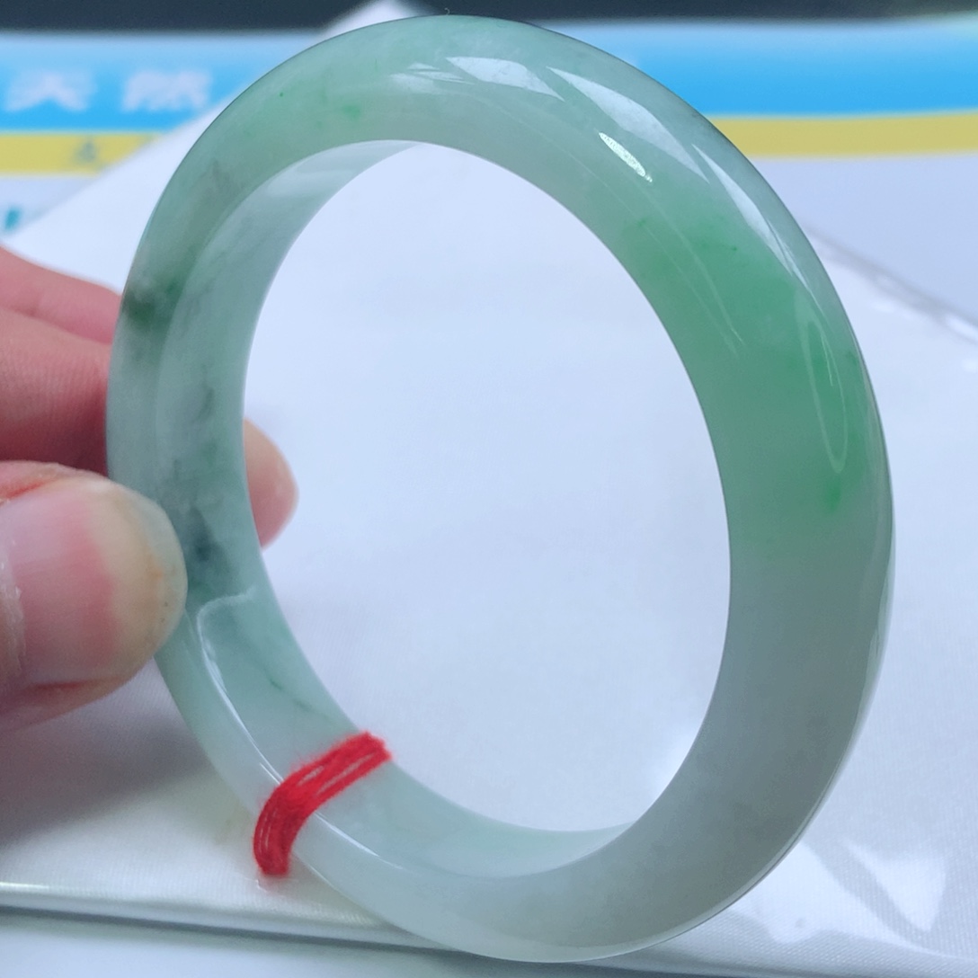 翡翠手镯未镶嵌0380号