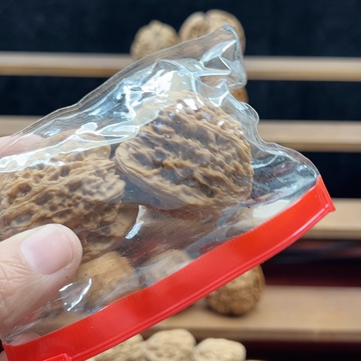 牧***童涿鹿南京石之玩核桃