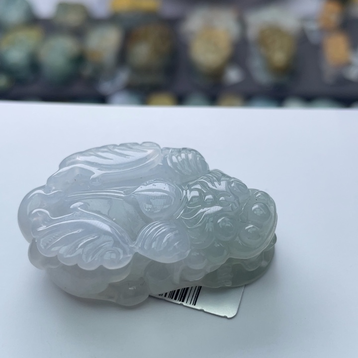 翡翠颈饰未镶嵌貔貅