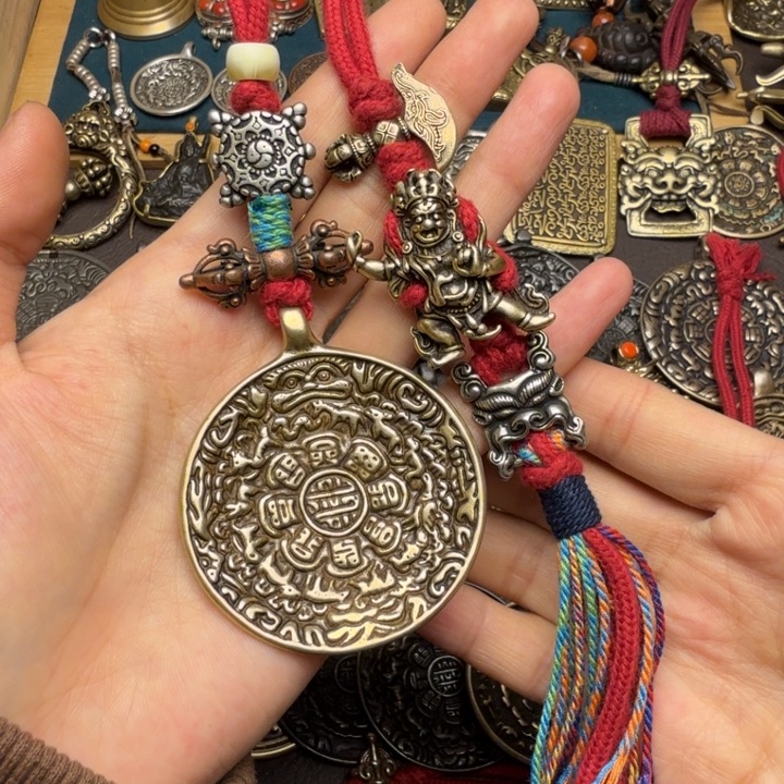 藏传文玩九宫如图