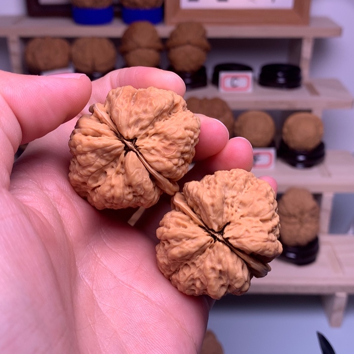 文玩核桃把件89蝴蝶蟾40尺