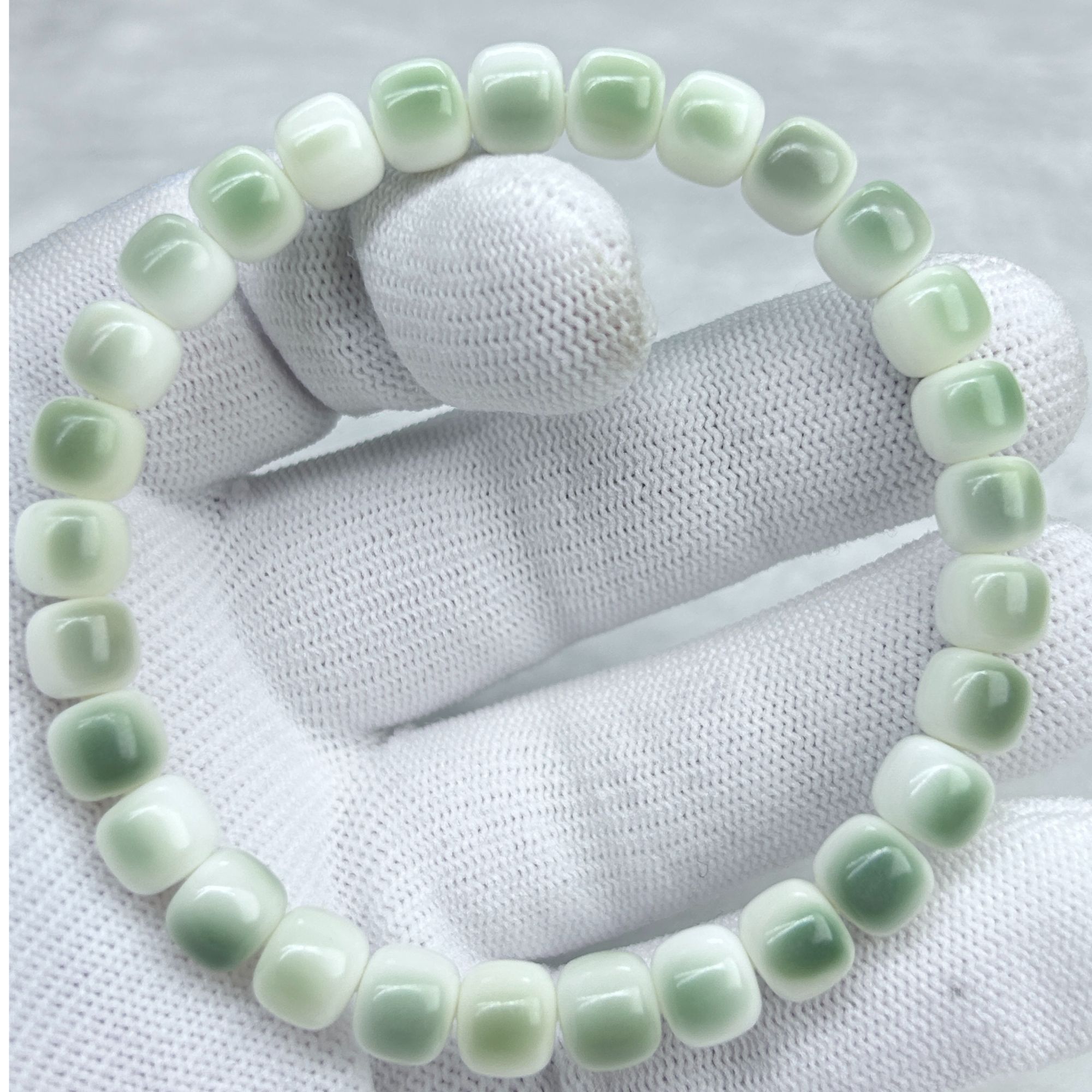 精品白玉菩提【非菩提根】俏色飘花多尺寸