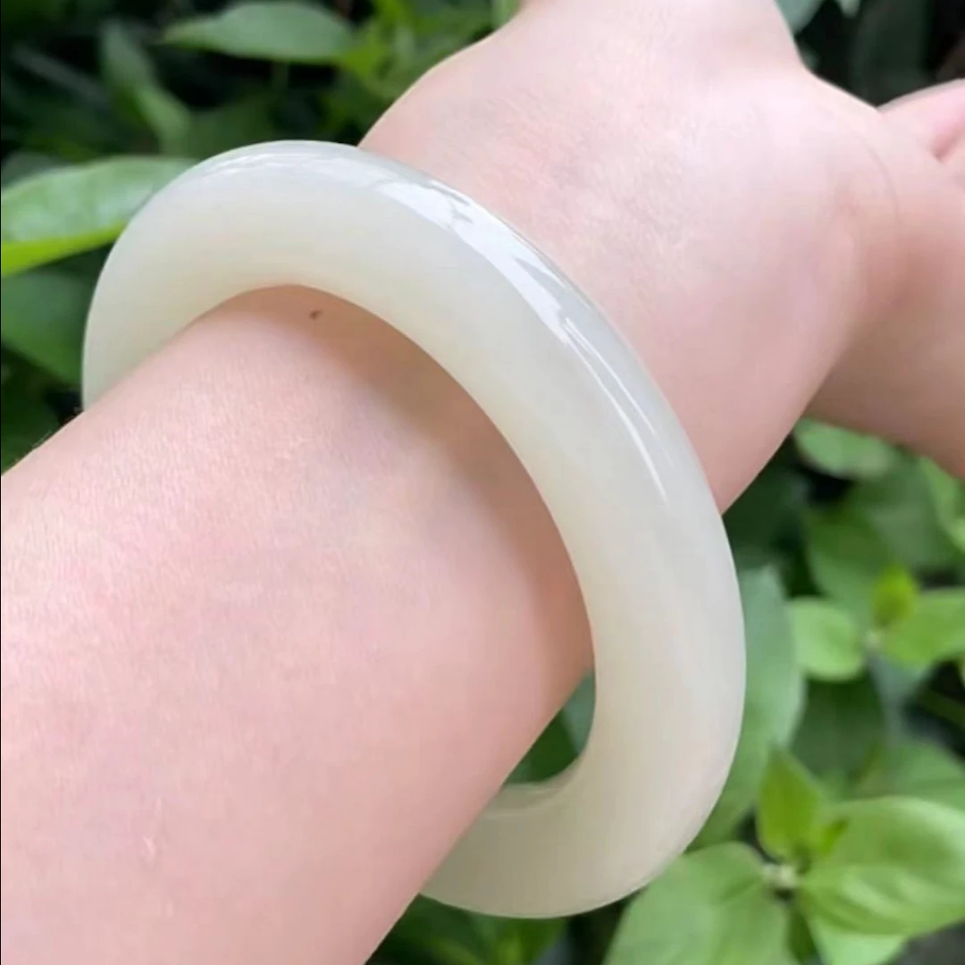 A8和田玉蜂蜜水大胖圆