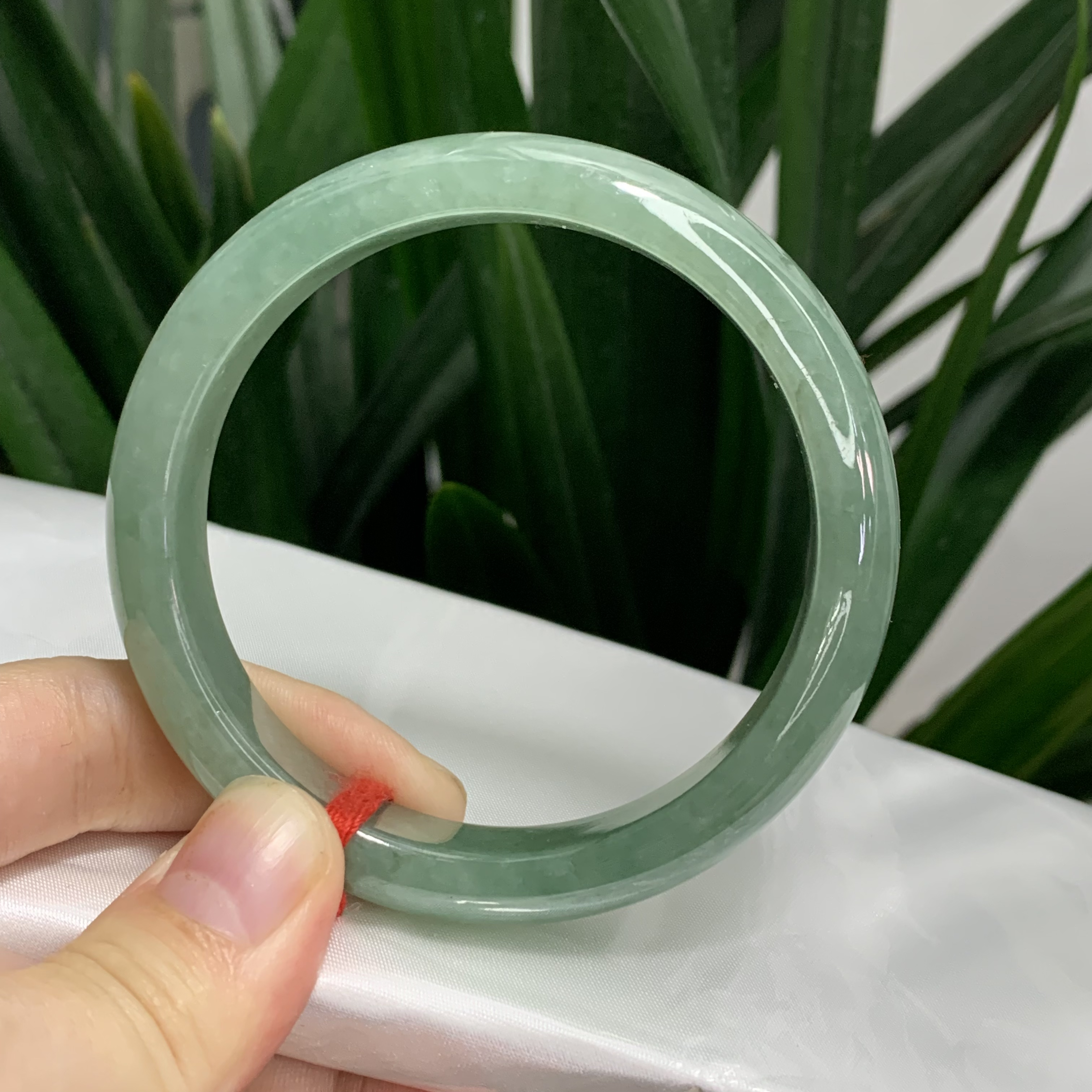 0765号缅甸天然A货翡翠54-55圈口果绿正圈手镯