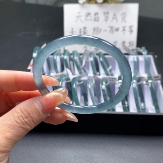 翡翠手镯未镶嵌54尺寸