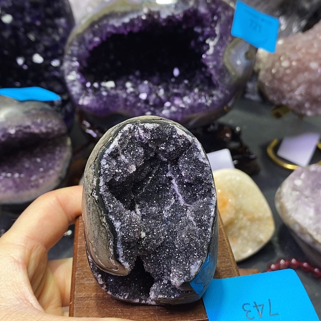 水晶大型摆件（非配饰）未镶嵌