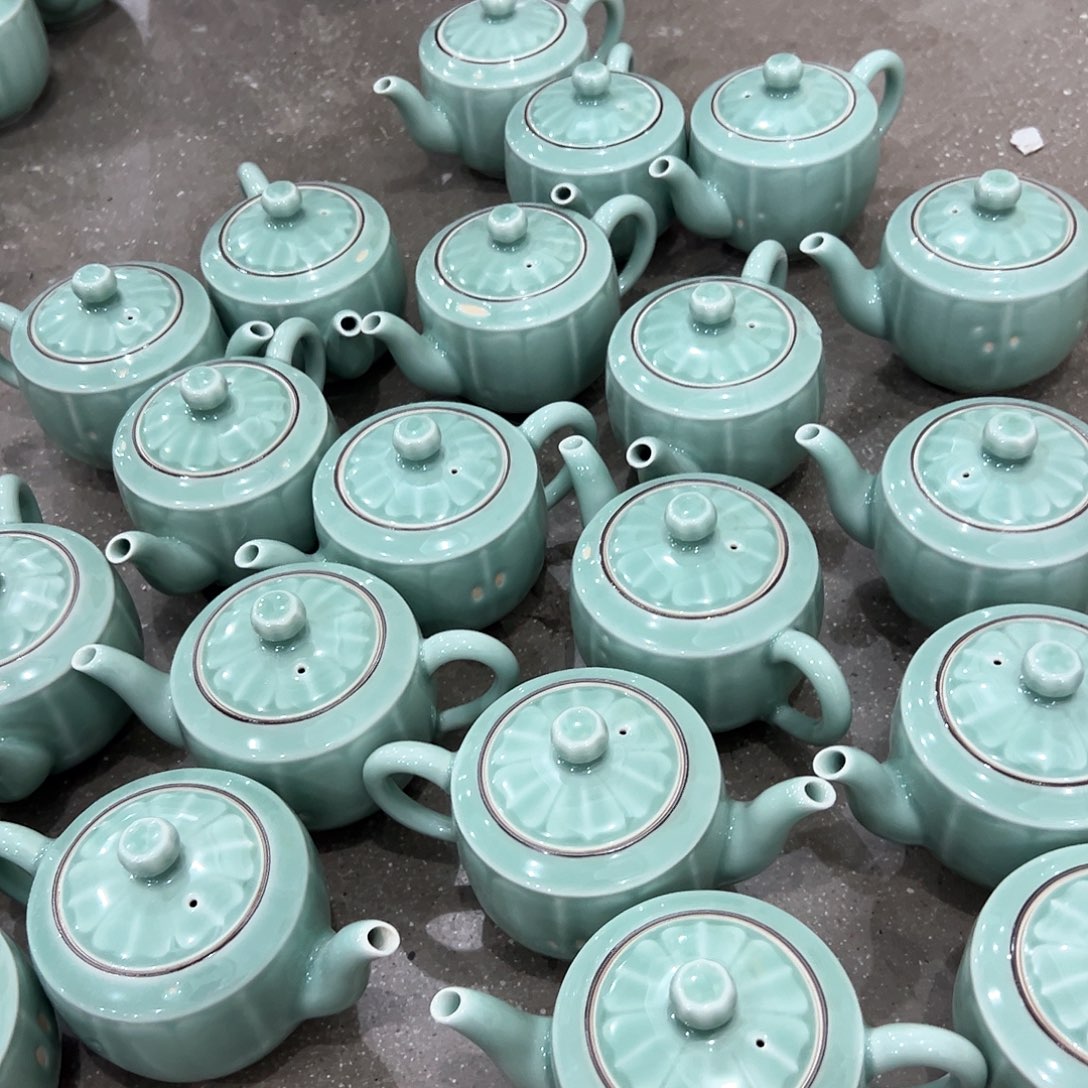 云间青瓷龙泉青瓷