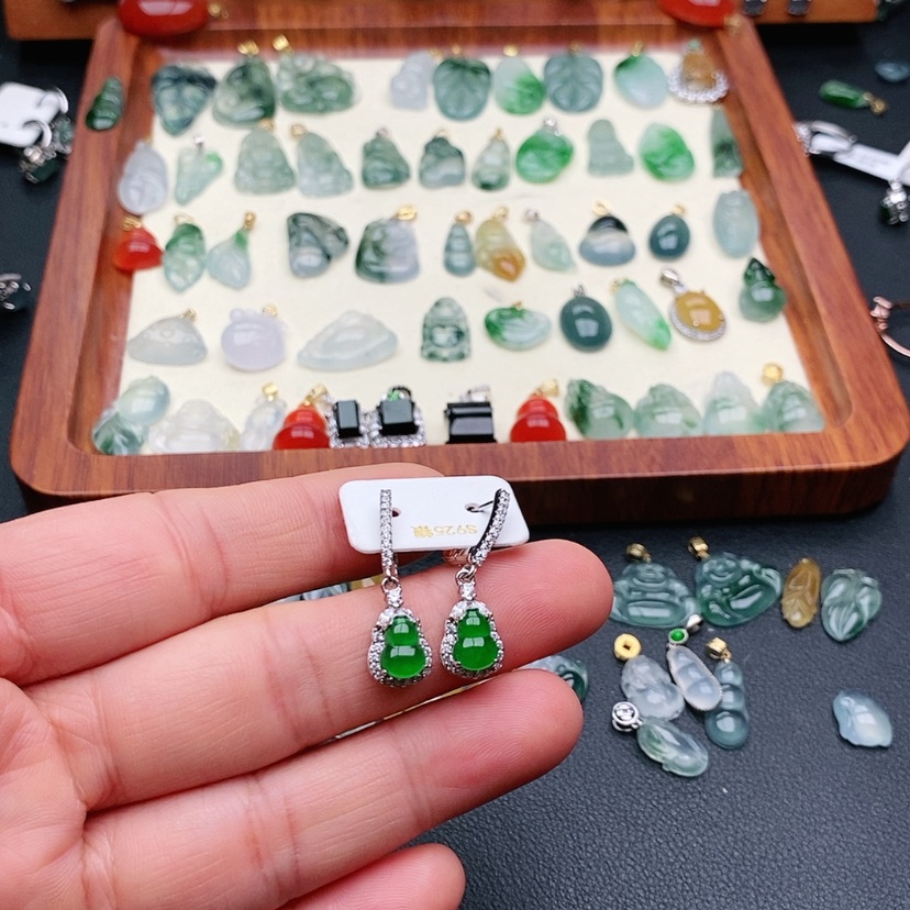 【闪购商品】翡翠耳饰银S925镶嵌耳坠
