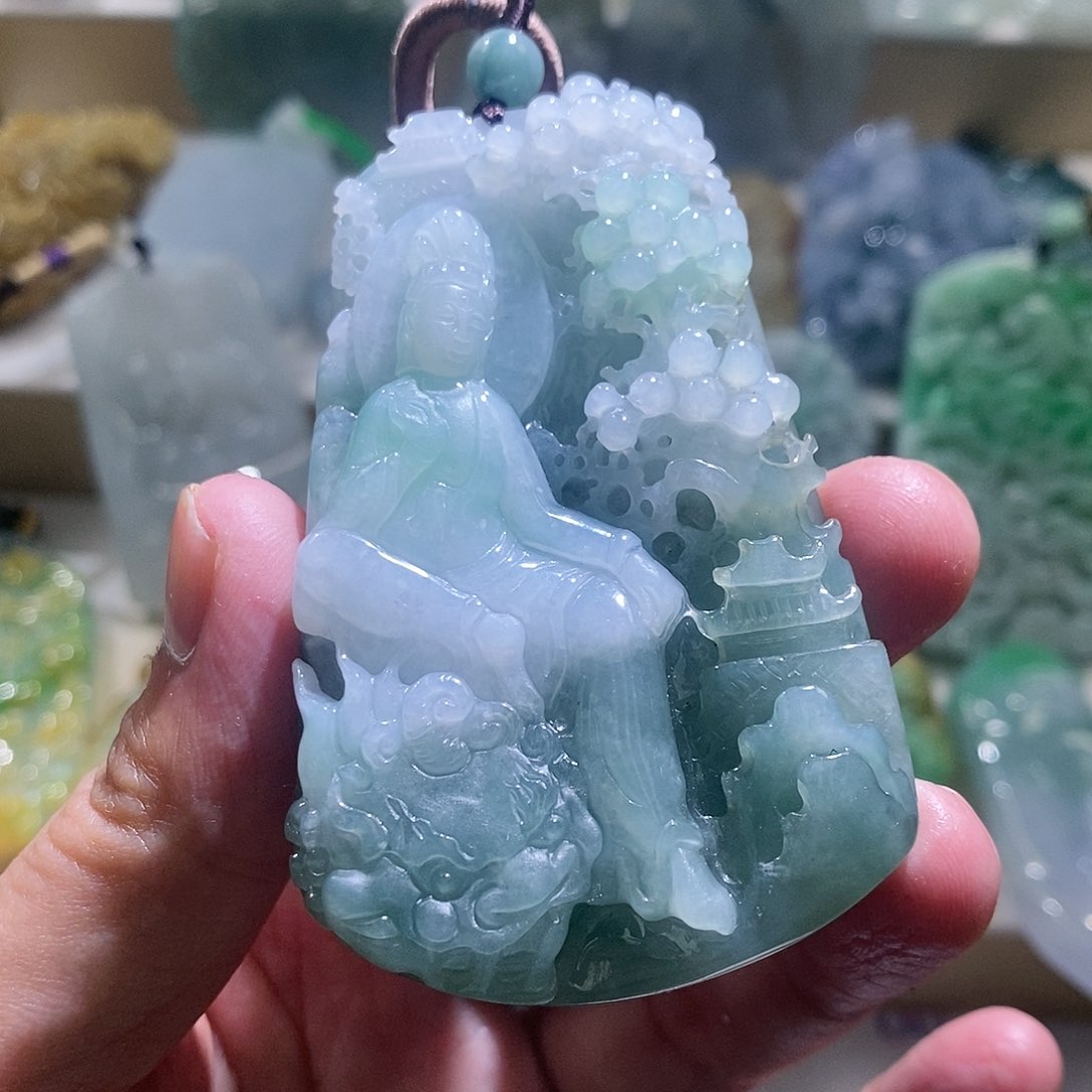 【闪购商品】翡翠颈饰未镶嵌文殊