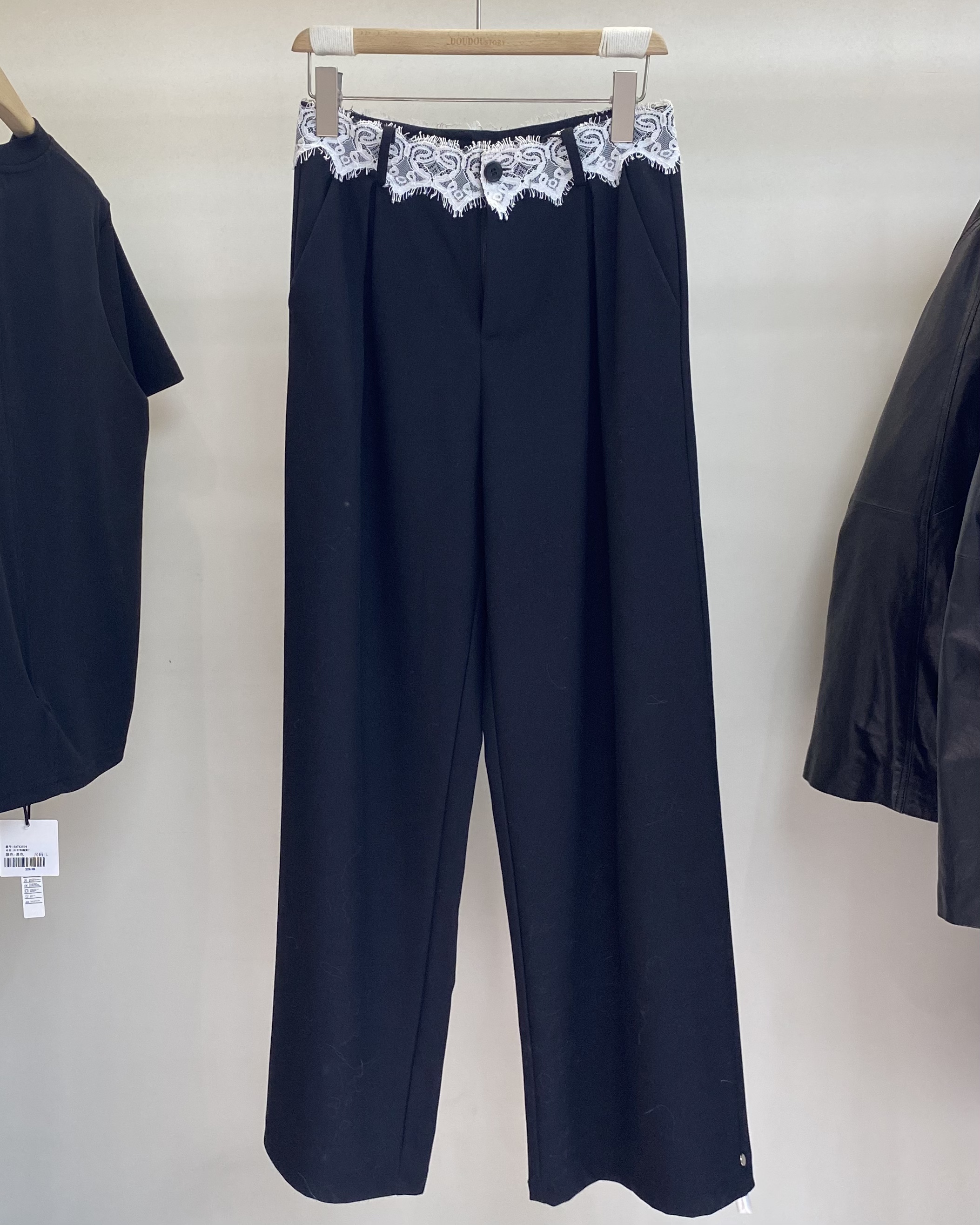 HALUNGLE/海伦格丽  6088-1 时尚极简百搭拼接蕾丝垂感宽松西裤  