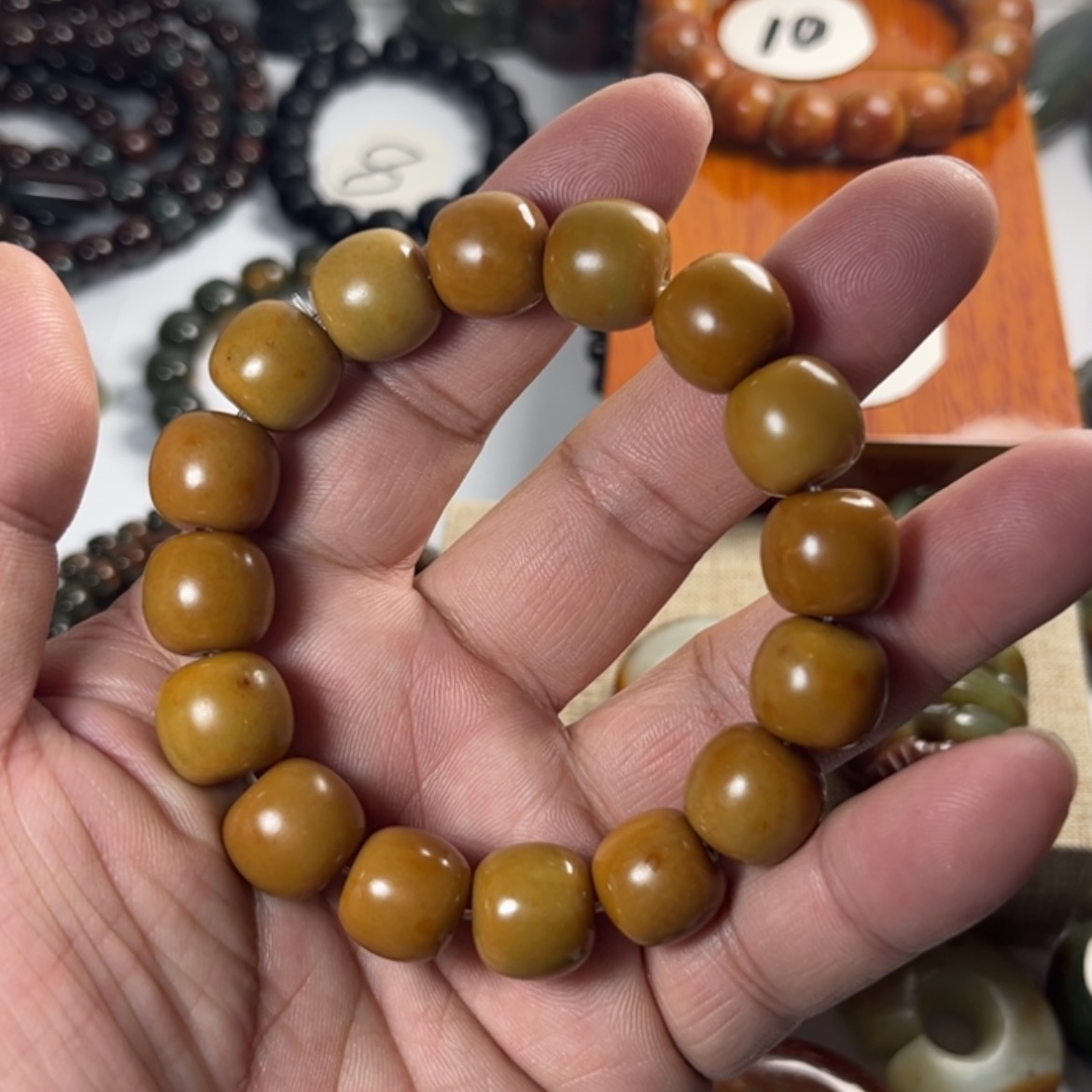 【闪购商品】未镶嵌手链透闪石质玉可**天