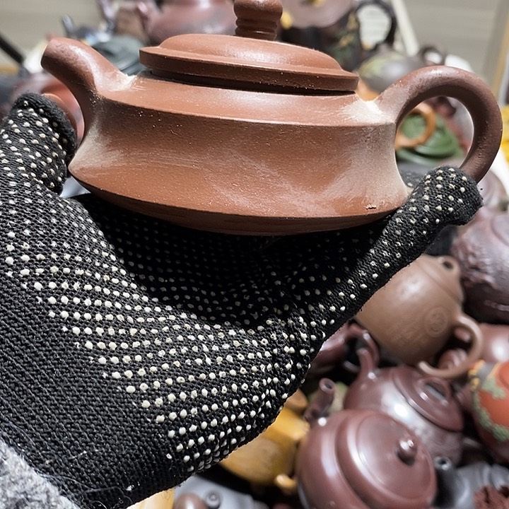 紫砂茶壶微瑕微笑