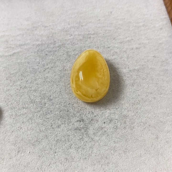 蜜蜡裸石未镶嵌吊坠