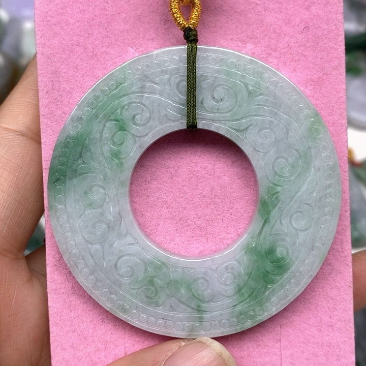翡翠未镶嵌颈饰22号