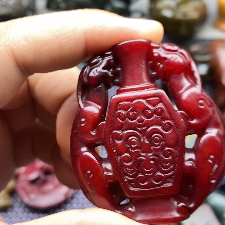 未镶嵌蛇纹石玉颈饰
