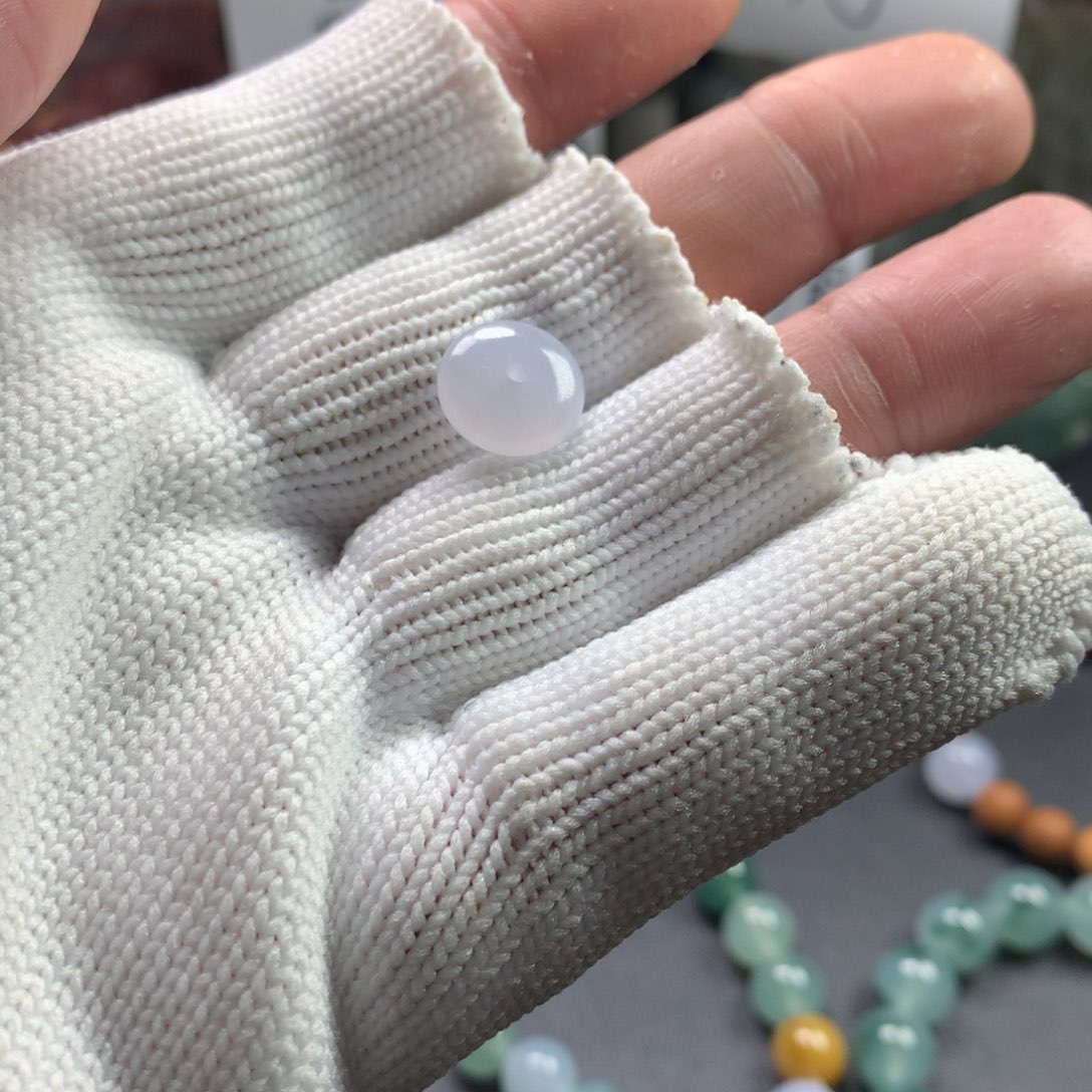 定制翡翠未镶嵌卡