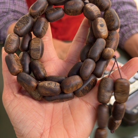 沉香手串红土乌身留疤75克卡1.3多样性发1串