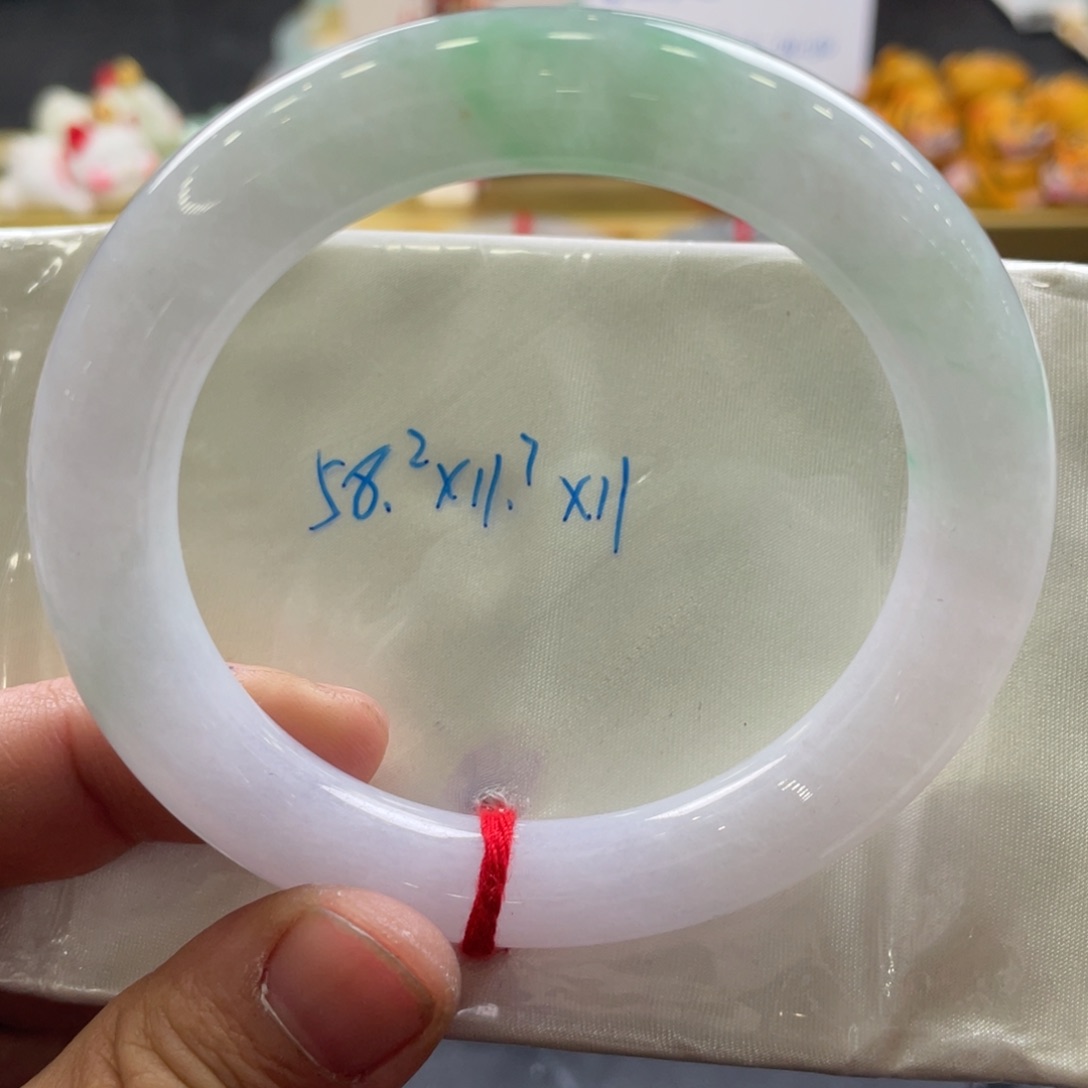 翡翠手镯未镶嵌58.2圆条