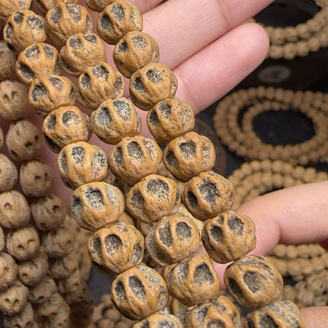 柏香籽/百香籽吊坠T****开