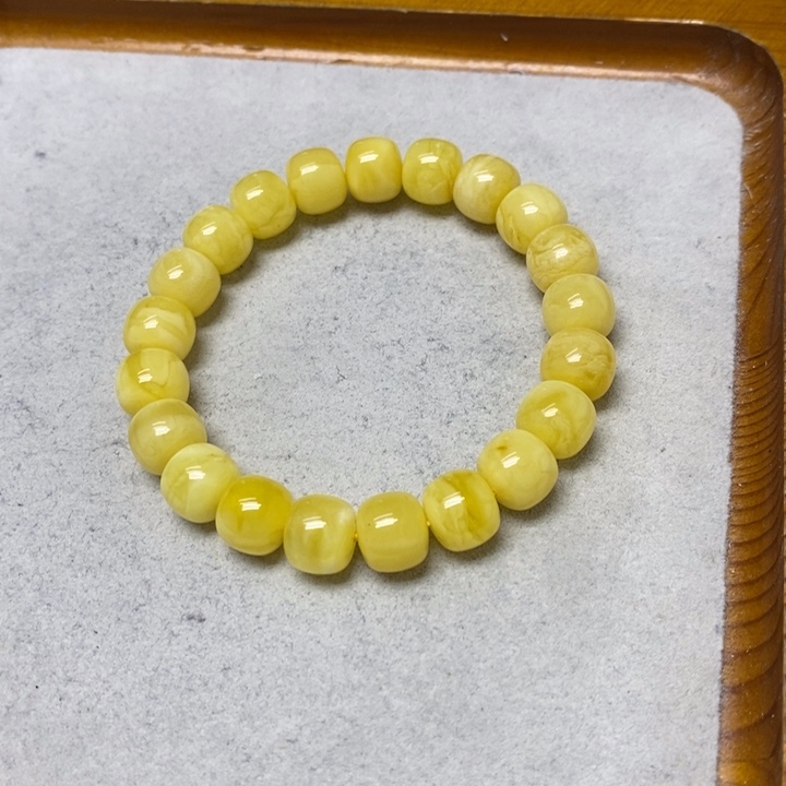 春***里蜜蜡未镶嵌裸石串