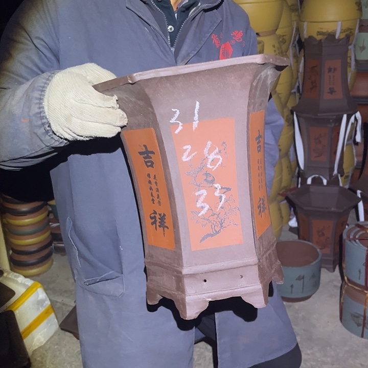 紫砂花盆紫砂花盆和小