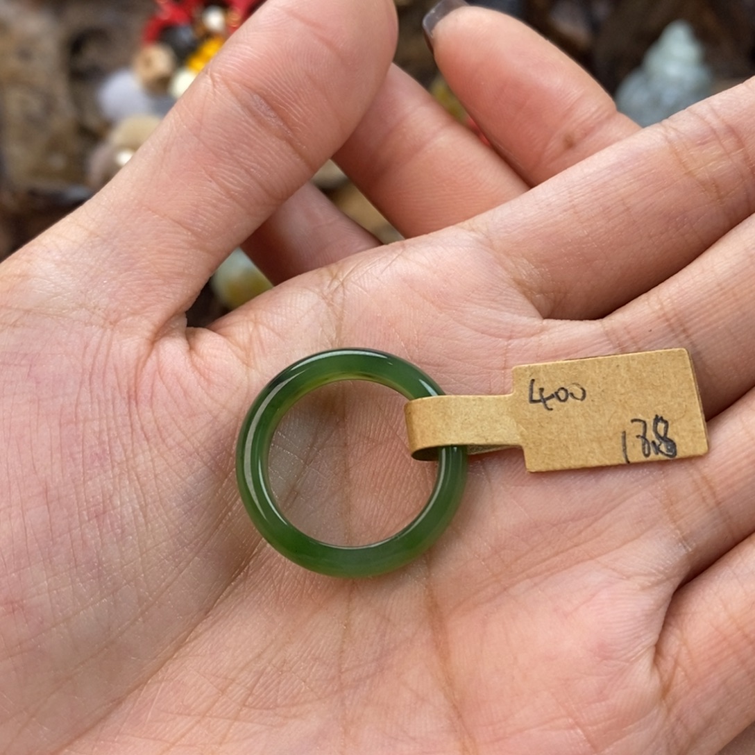 和田玉（碧玉）未镶嵌颈饰