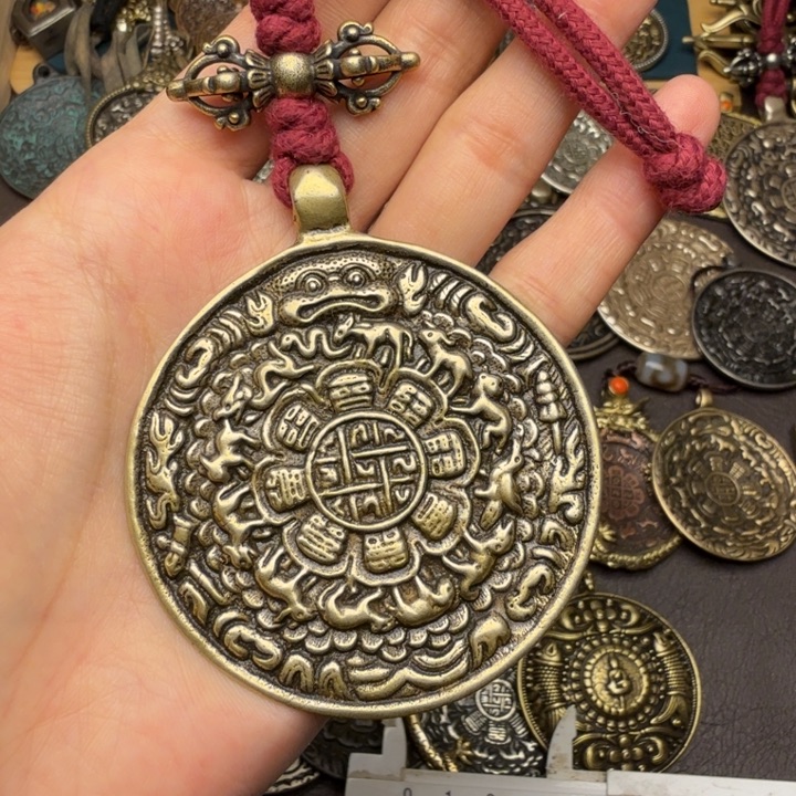 藏传文玩九宫如图