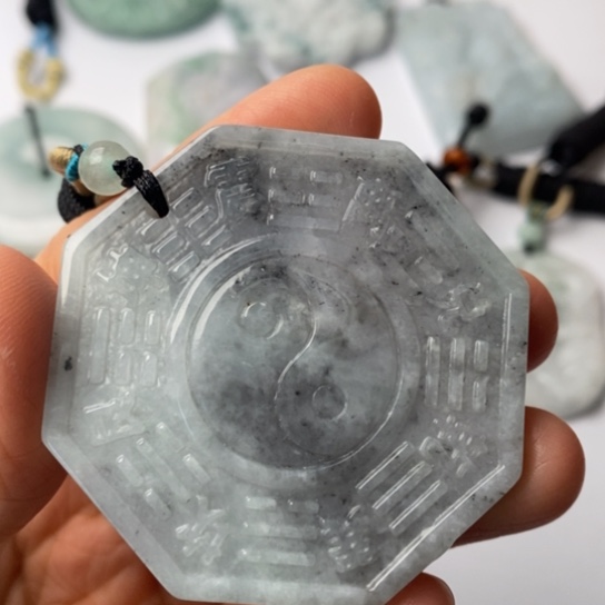 翡翠未镶嵌挂件翡翠