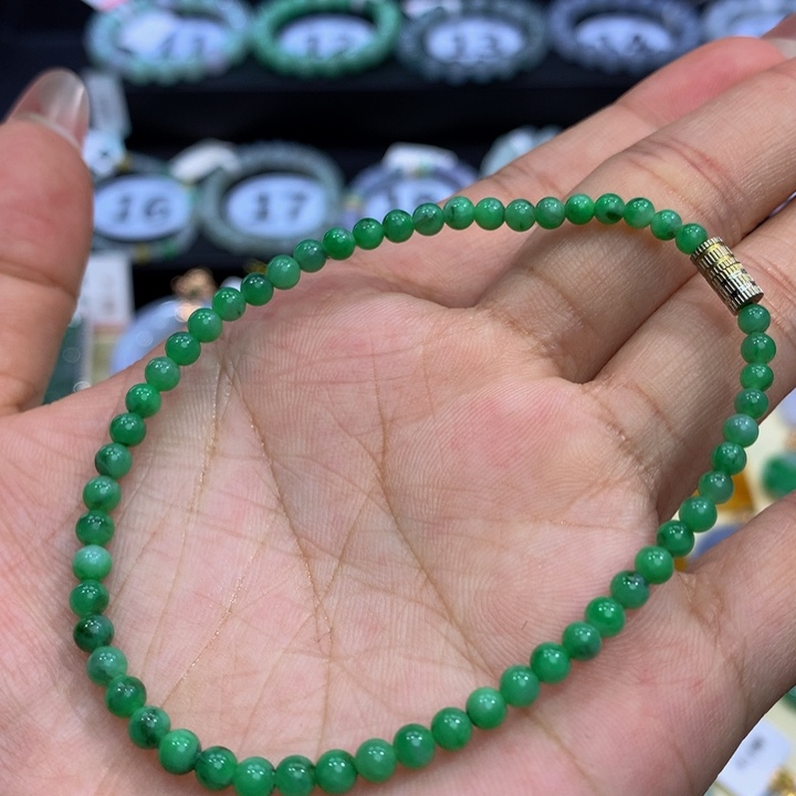 翡翠手链未镶嵌翡翠3+