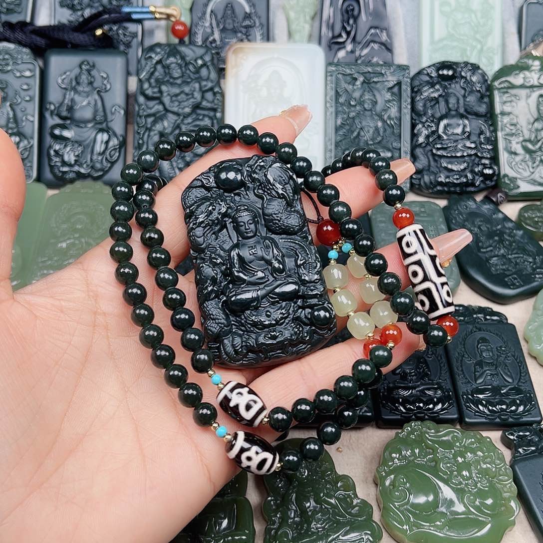 和田玉颈饰未镶嵌