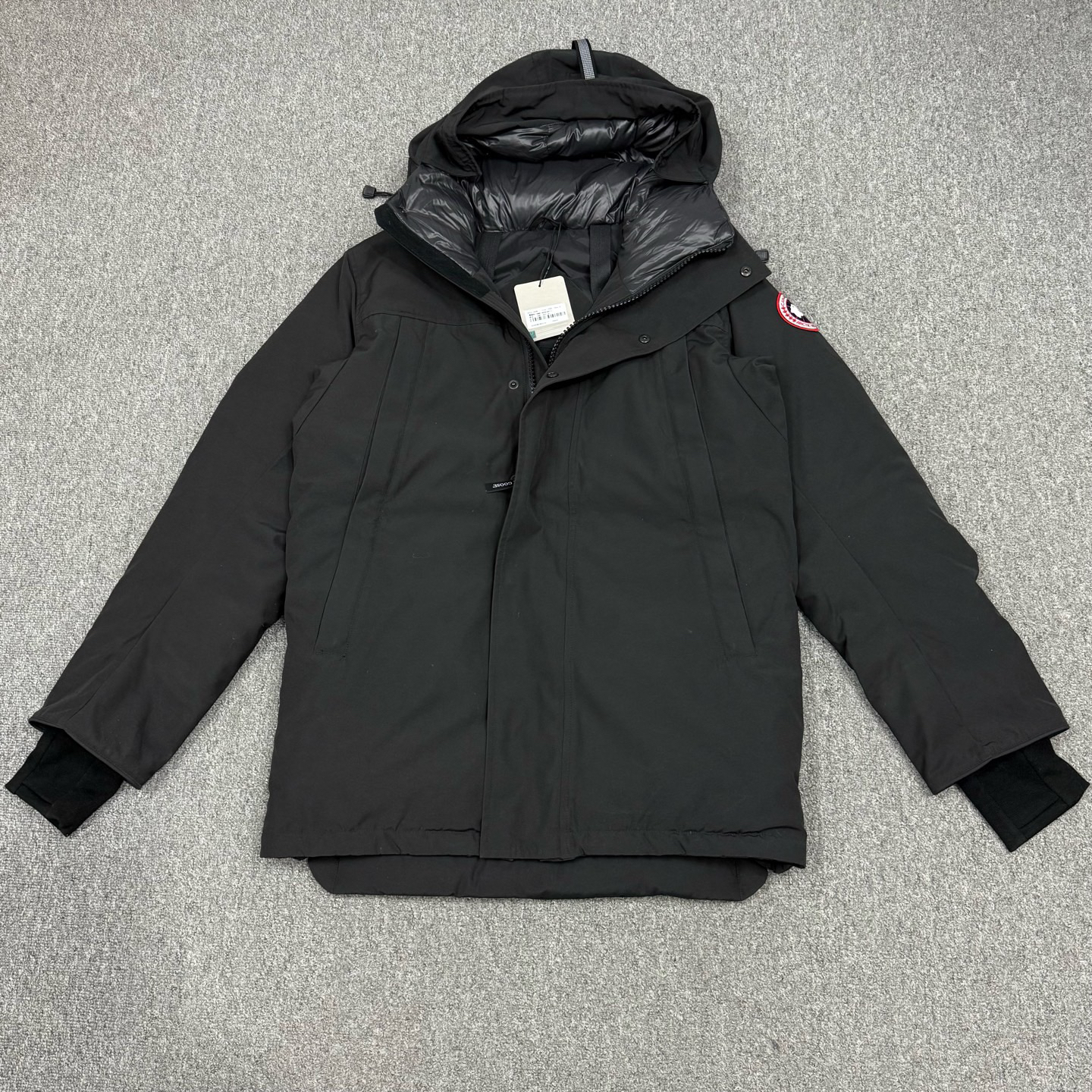 未使用 CANADA GOOSE 18059942 徽标连帽派克大衣羽绒服带吊牌S码