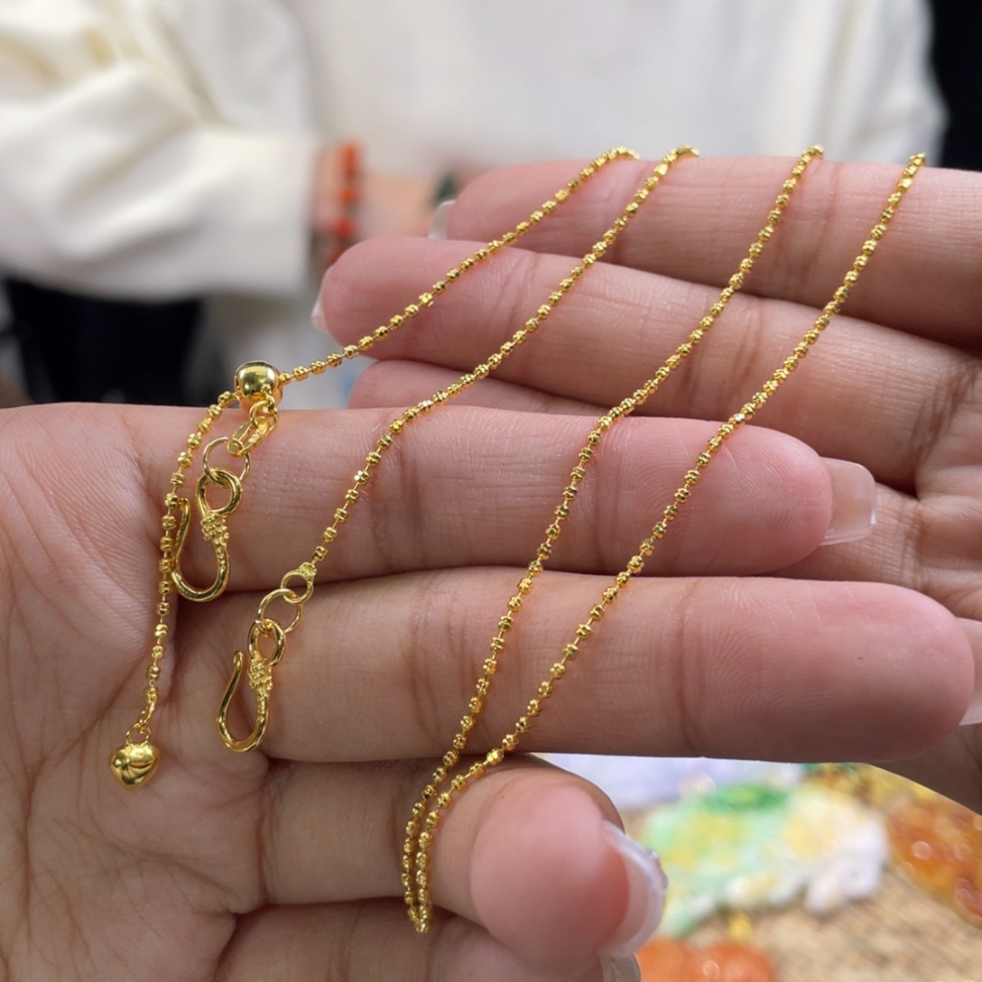 翡翠颈饰未镶嵌沐*玉代编织