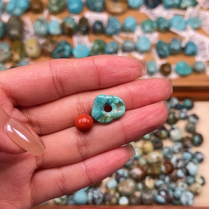 南红玛瑙未镶嵌颈饰