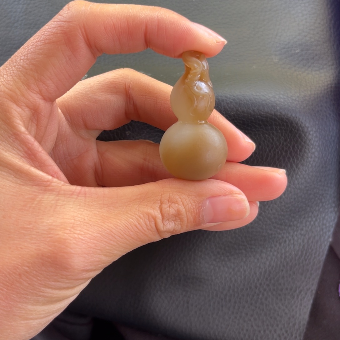 和田玉（糖玉）未镶嵌颈饰