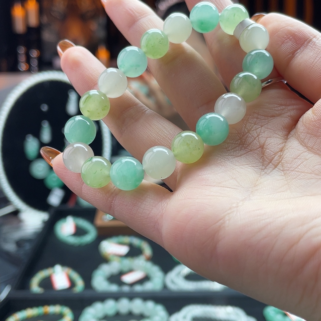 石英质玉（非洲翠）未镶嵌手串