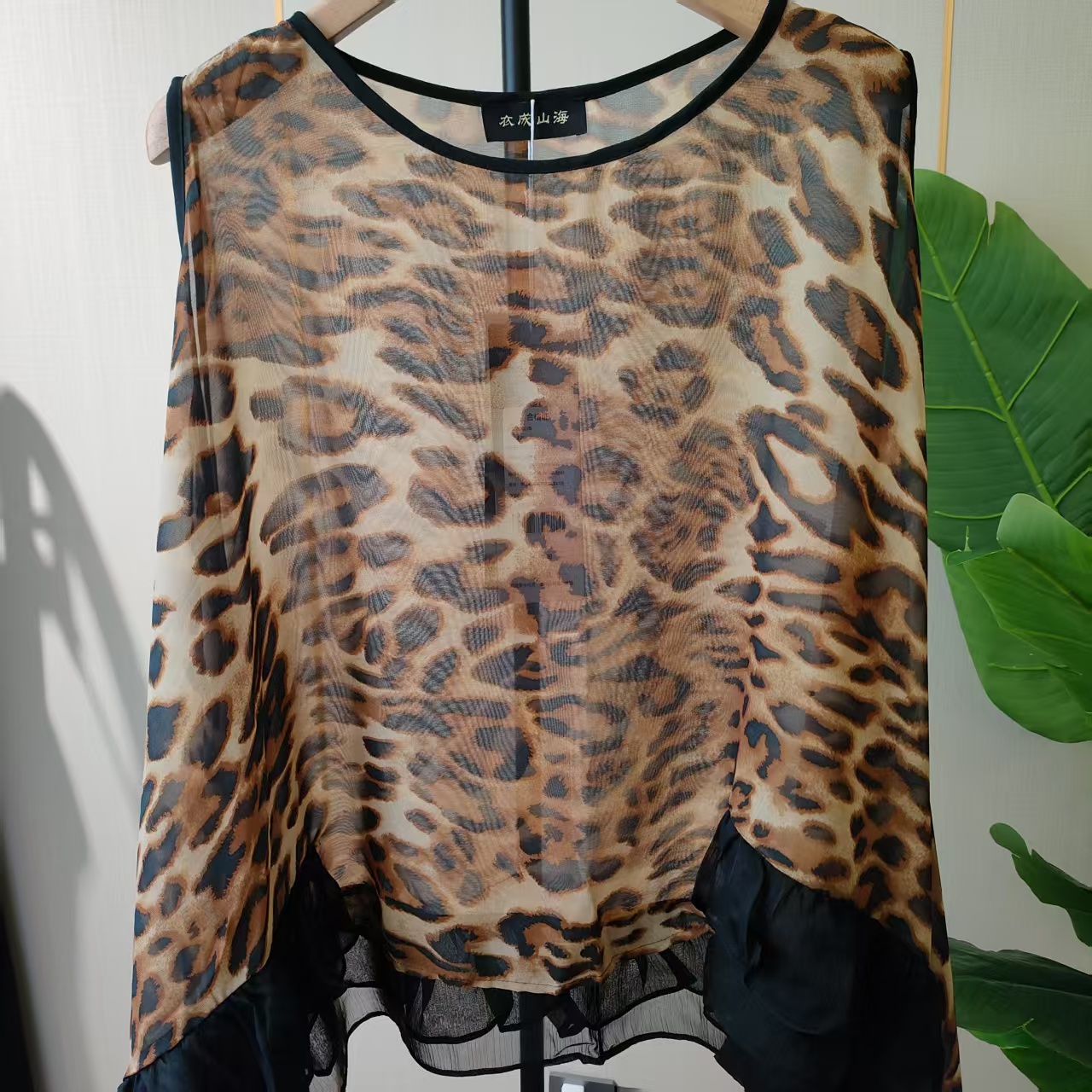 宝【大海轻奢】Y23003-10新款豹纹流苏气质百搭设计师款时尚上衣