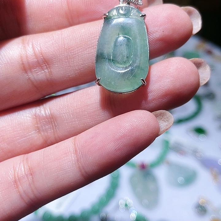 翡翠银S925镶嵌颈饰